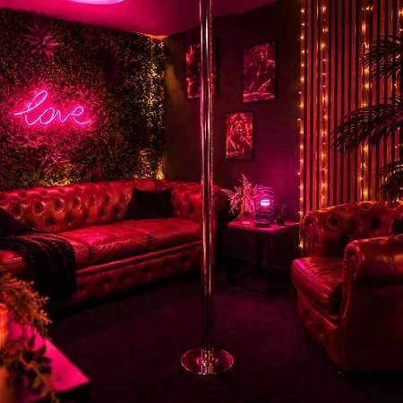 Apartment Tropicale Avec Privatif Et Parking Gratuit (adults Only) *